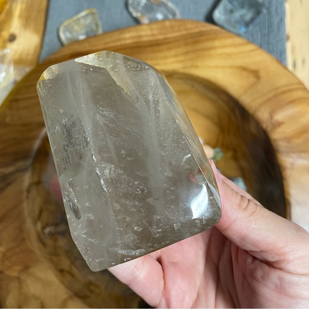 Large stunning smoky quartz golden healer polished Crystal Freeform decor - Picture 3 of 9